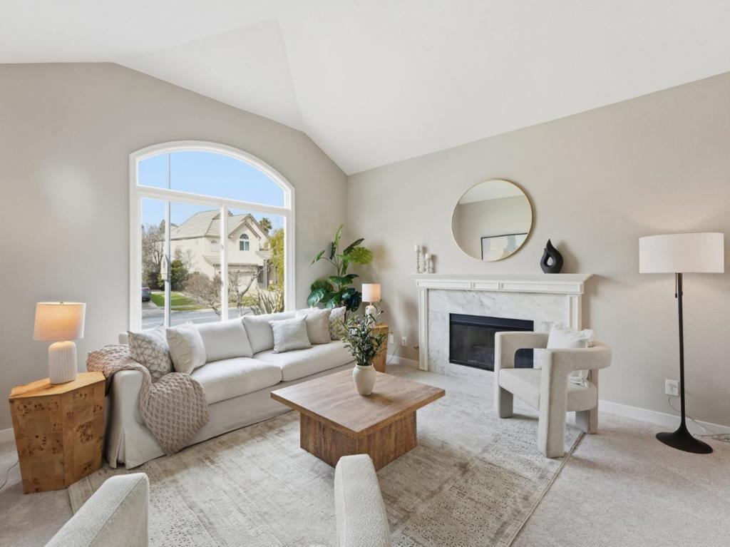 Photo of Listing #ML82035793