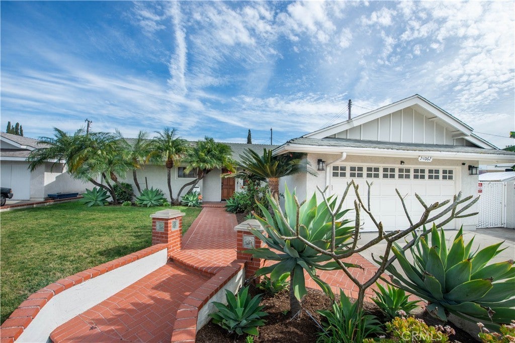 Photo of Listing #SR26038608