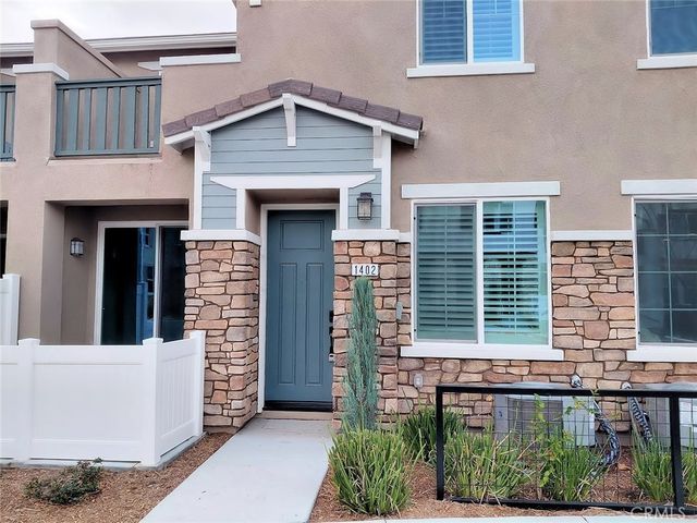 41987 Isadora # 1402, Murrieta