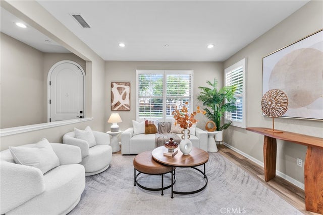 168 Outwest, Irvine.