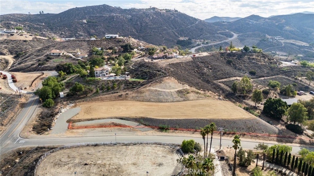 Photo of Listing #IV26038729