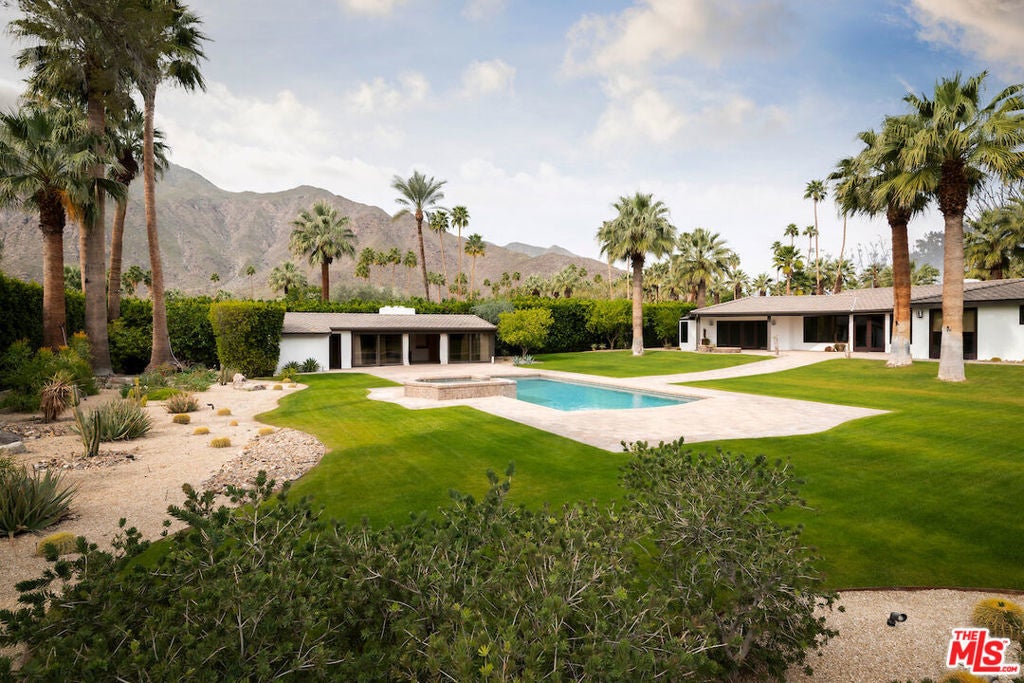 467 W Via Lola, Palm Springs