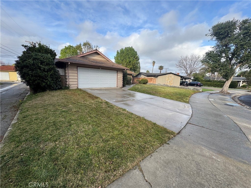 Photo of Listing #OC26039293