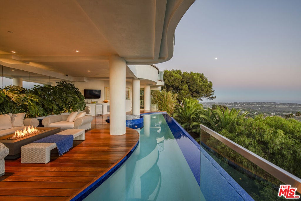 Photo of Listing #26655063