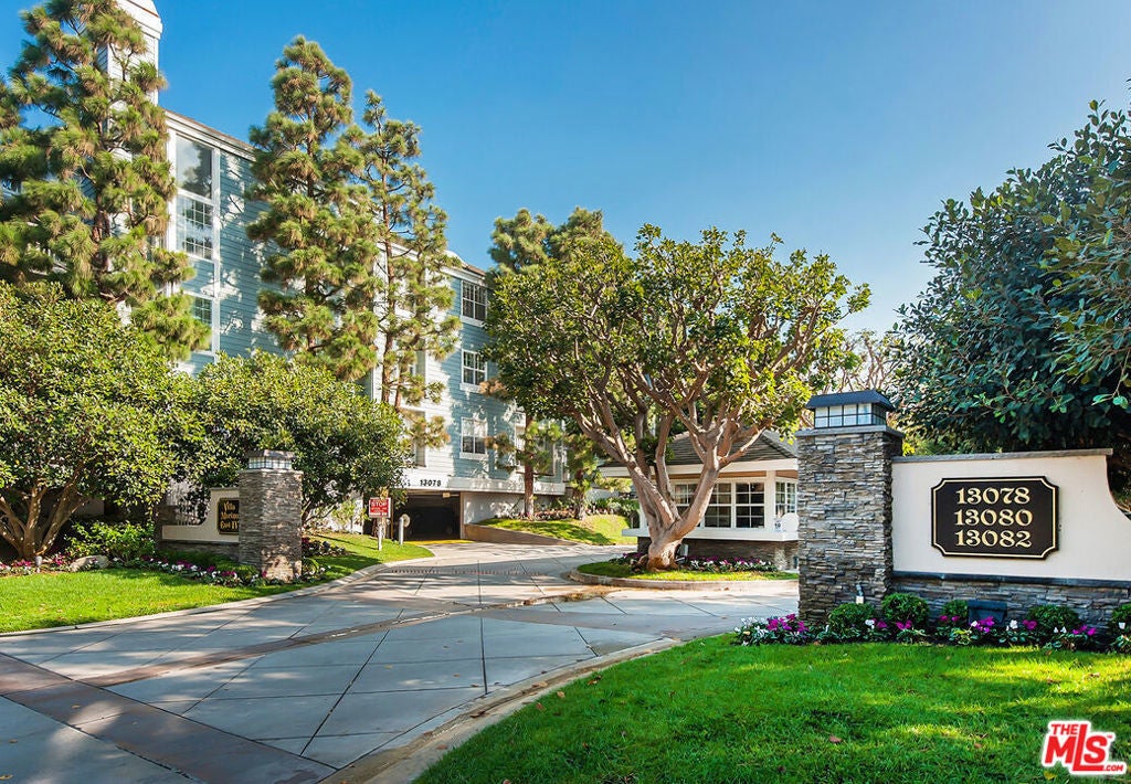 Photo of Listing #26654717