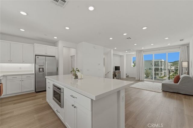 26661 Blue Hills Loop, Valencia