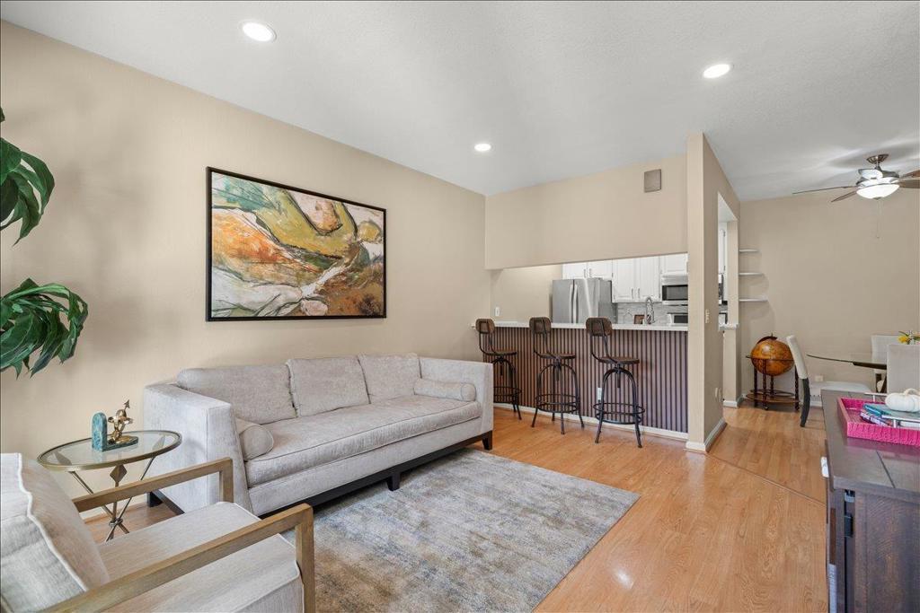 Photo of Listing #ML82035856