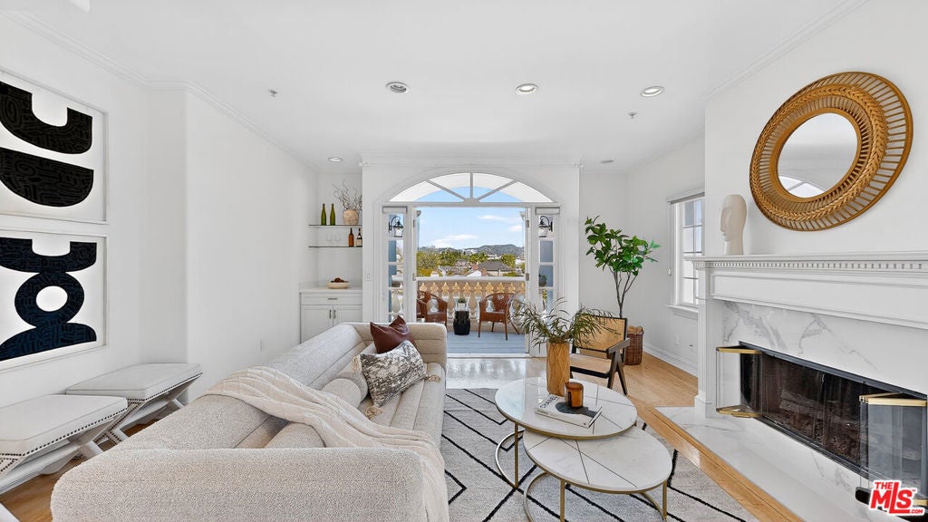 Photo of Listing #26655285