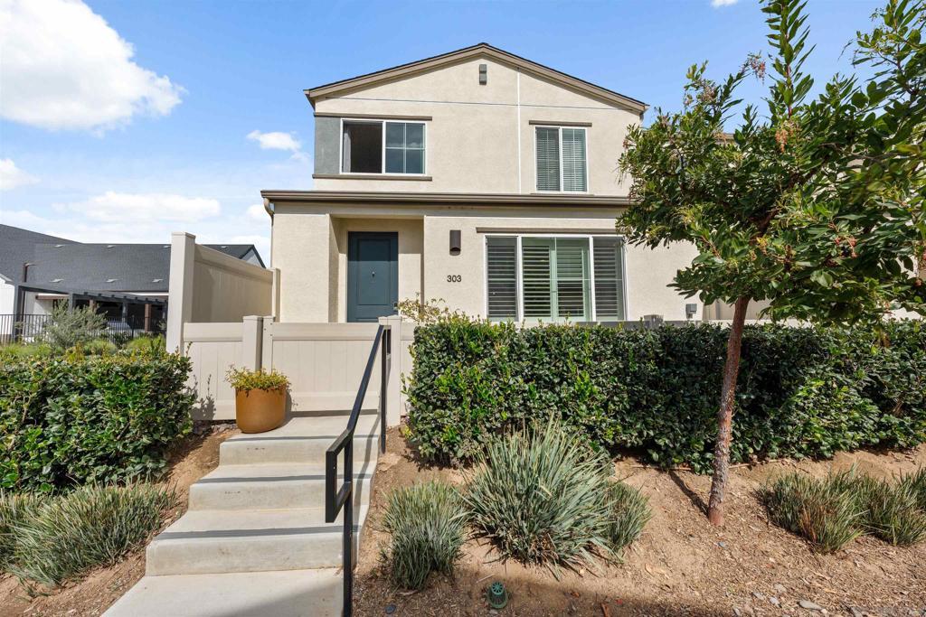 303 Citrine Trails, Fallbrook