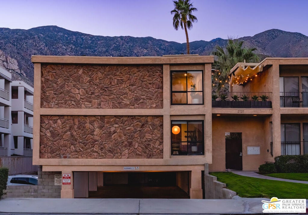 2727 S Sierra Madre # 3, Palm Springs