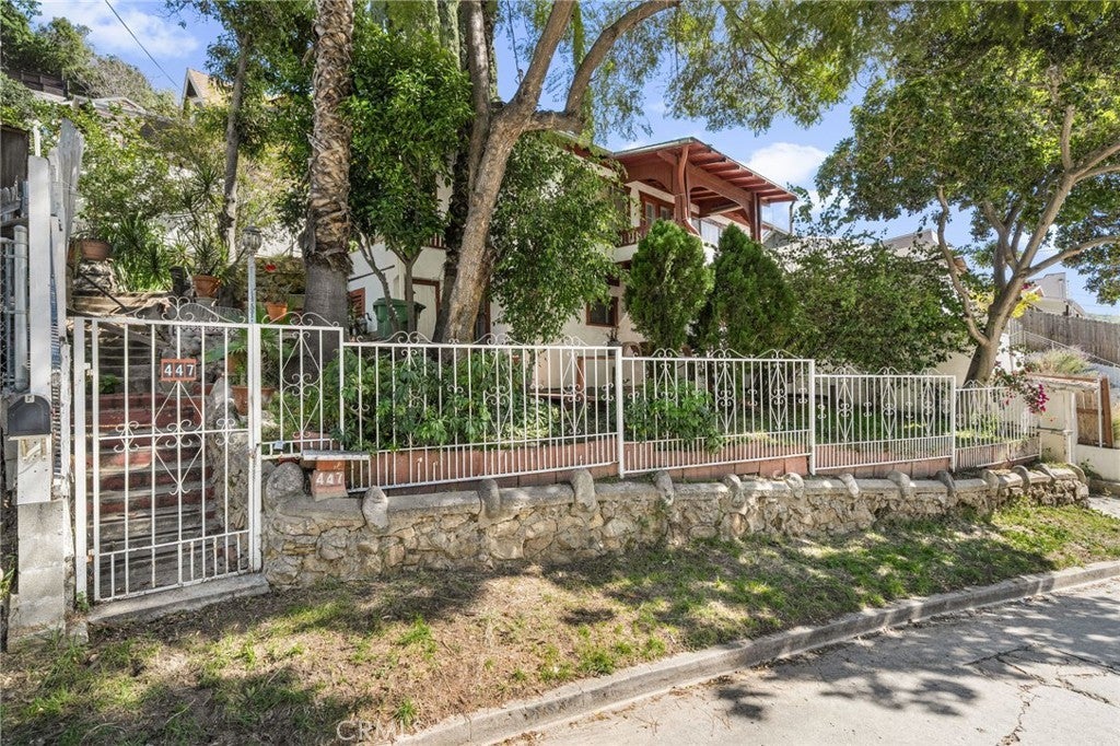 Photo of Listing #SR26039706