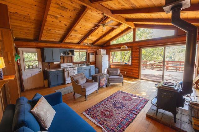 Photo of Listing #ML82035956