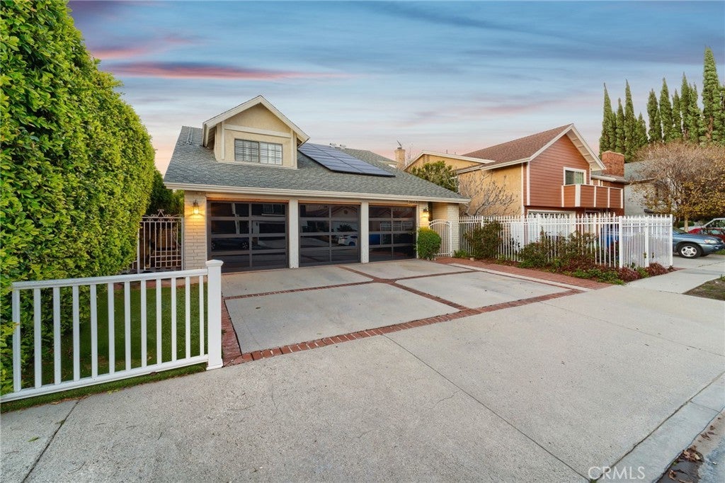 Photo of Listing #SR26040084