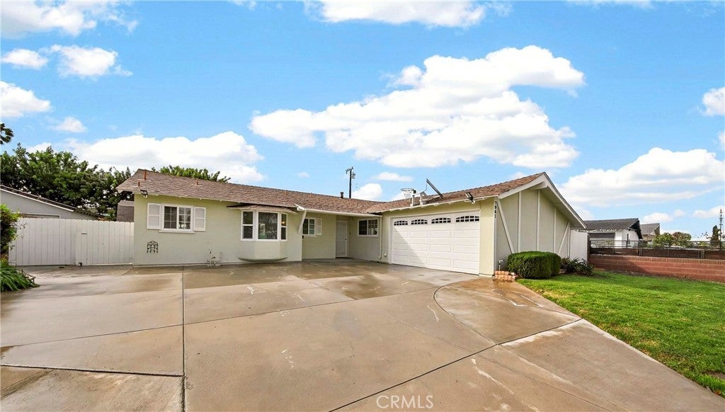 Photo of Listing #PW26040389