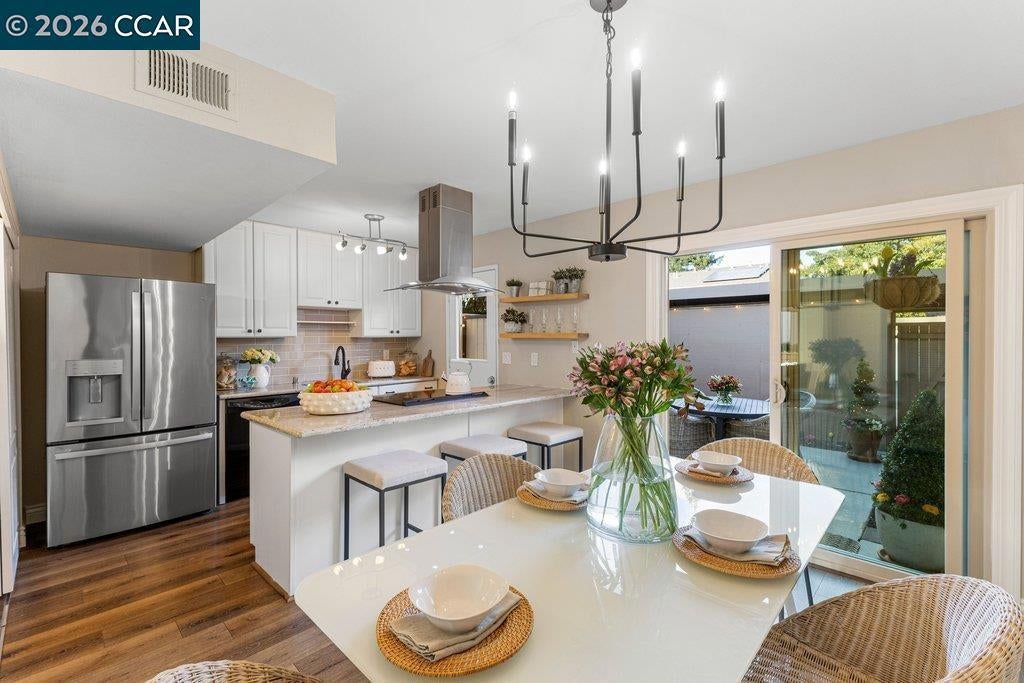 Photo of Listing #41124932