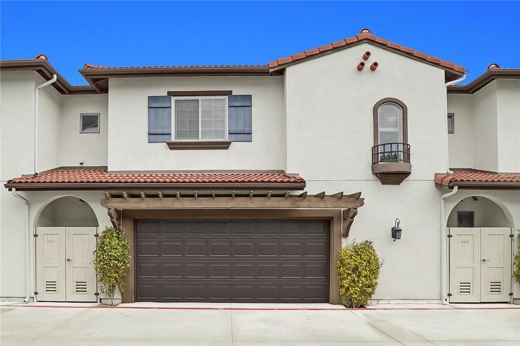 1452 White Avenue 2, Pomona