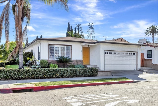 1190 E 37th, Long Beach