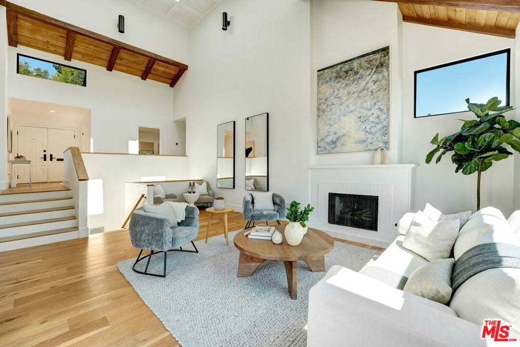 Photo of Listing #26655913