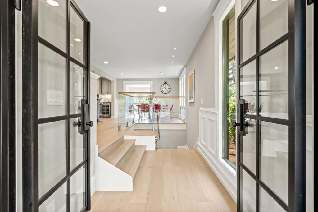 Photo of Listing #ML82036006