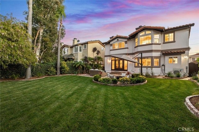 1623 8th Street, Manhattan Beach.