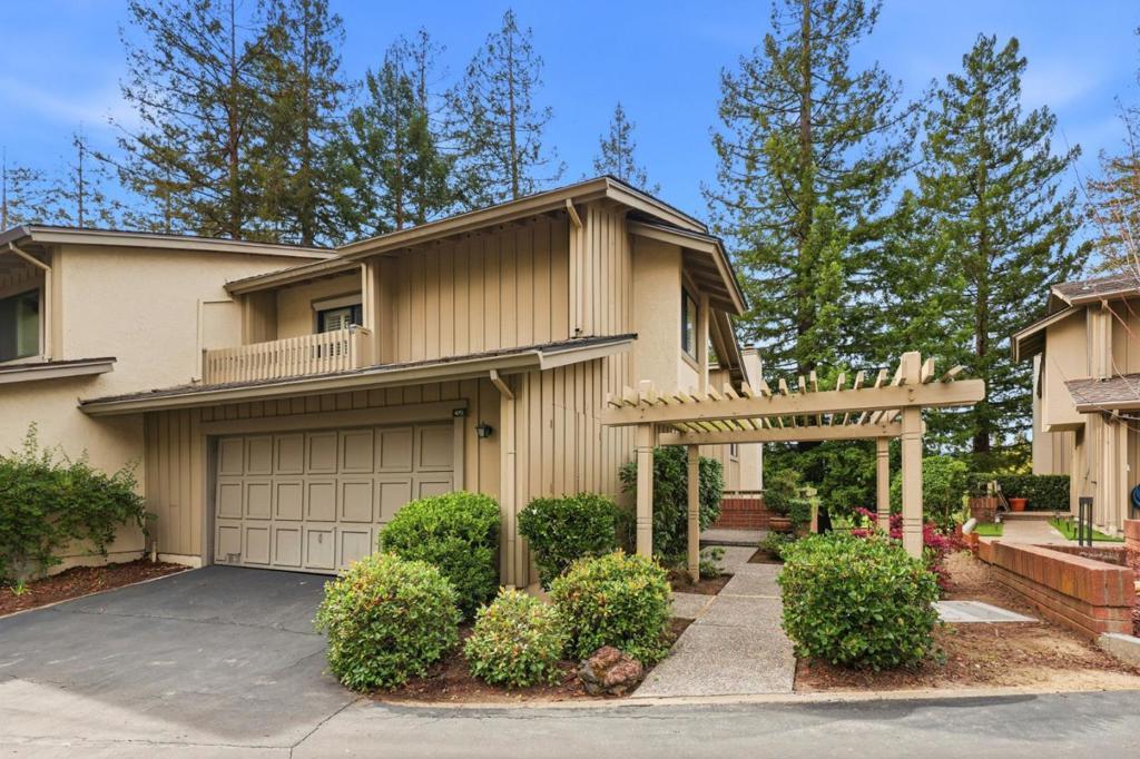 470 Sand Hill Circle, Menlo Park