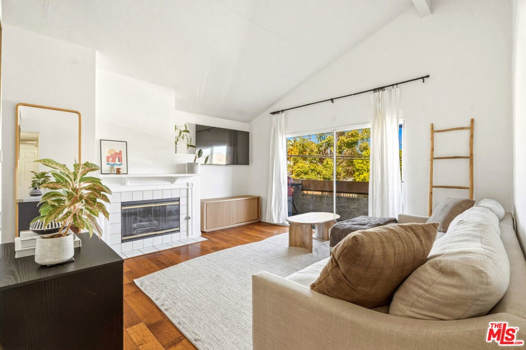 Photo of Listing #26655753