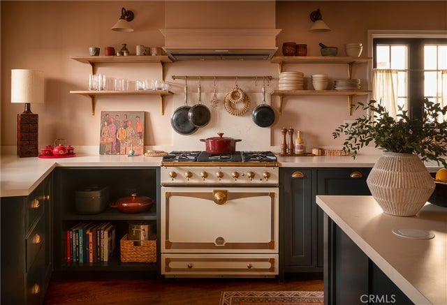 734 Parkman, Los Angeles