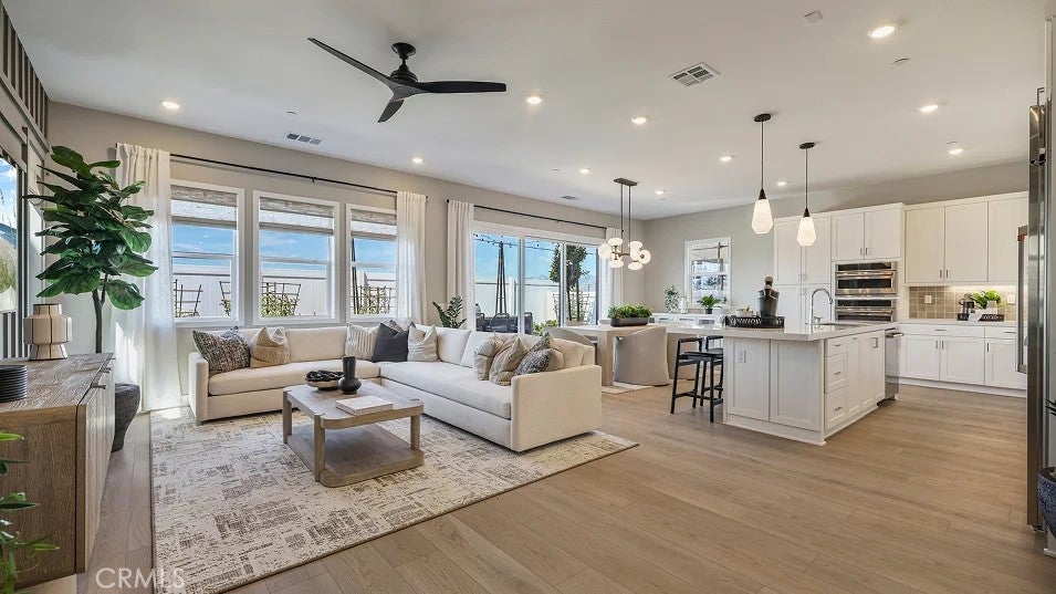 Photo of Listing #OC26041002