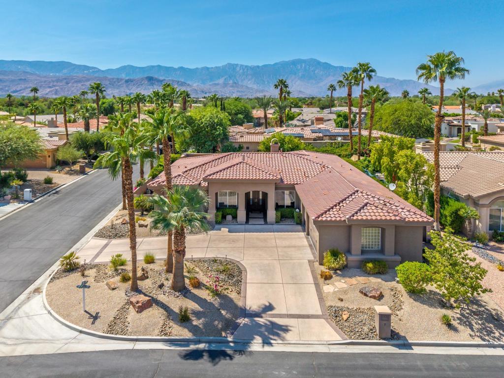 7 Hillcrest Drive, Palm Desert