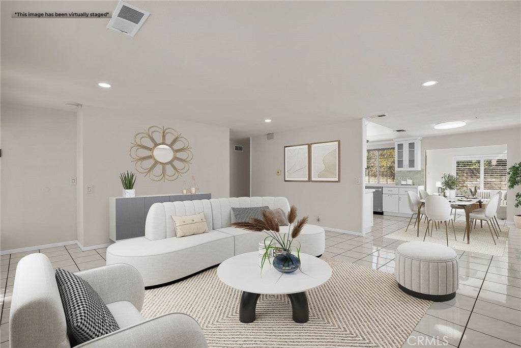 Photo of Listing #OC26041225