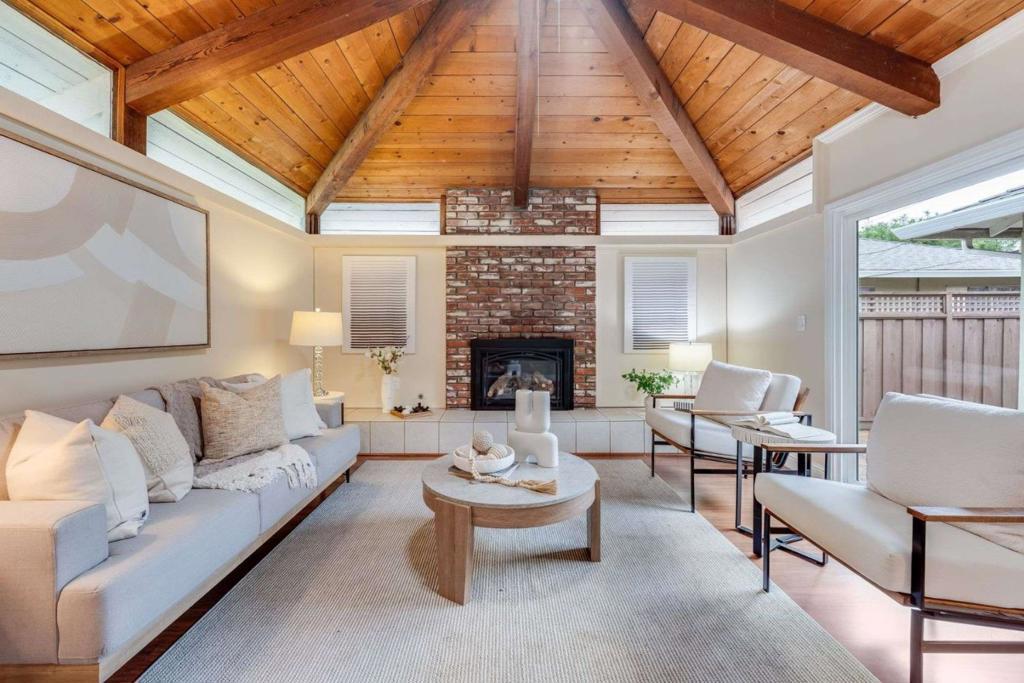 Photo of Listing #ML82036119