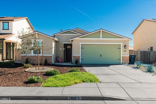 7808 Martian River Street, Bakersfield