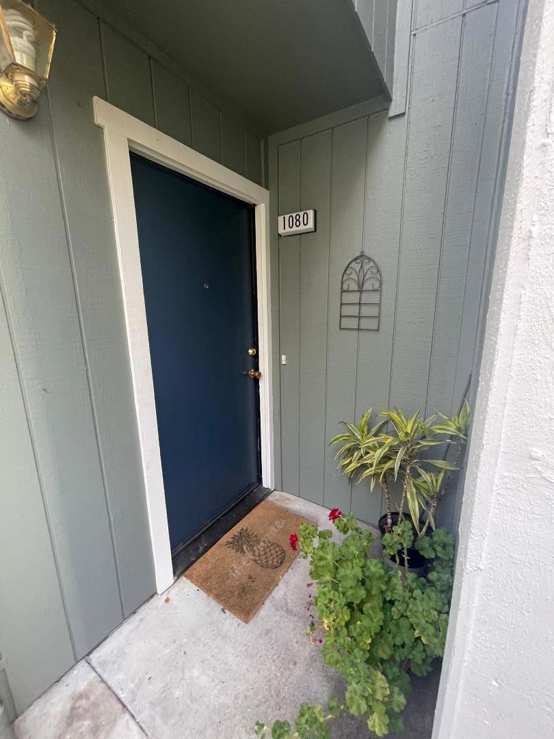 1080 Maywood Lane, Martinez