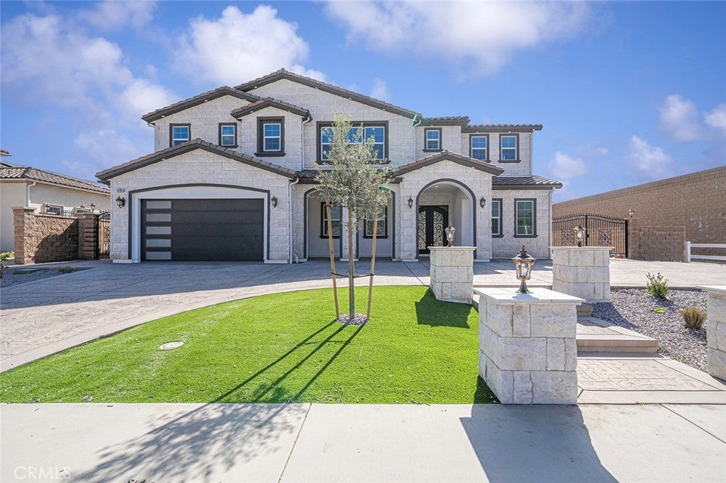 Photo of Listing #IV26041336