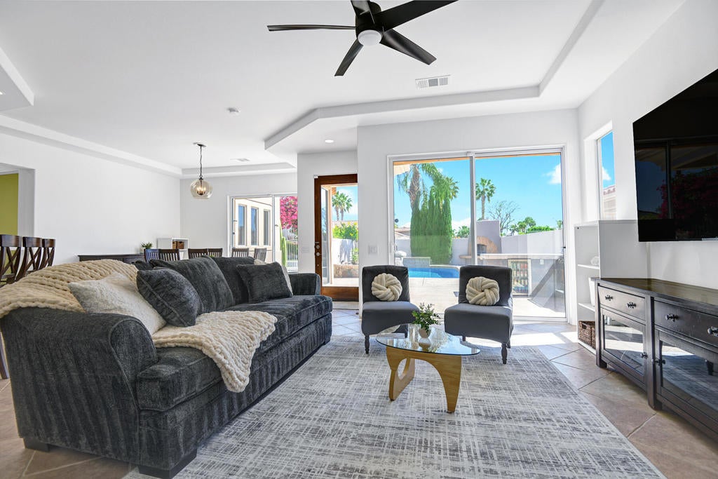 Photo of Listing #219143760DA