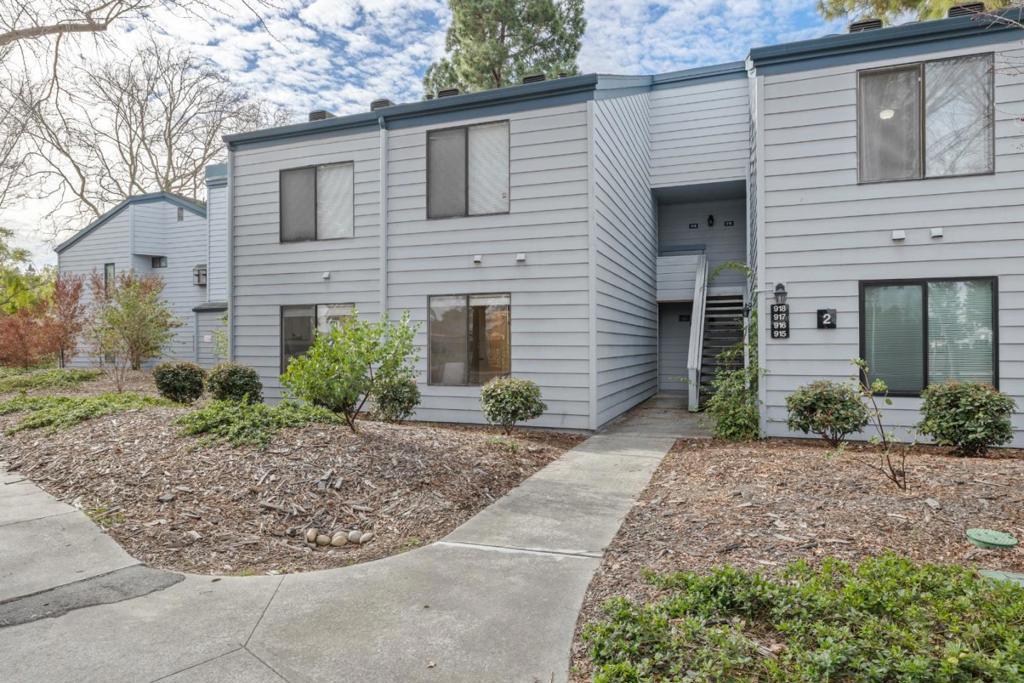 Photo of Listing #ML82036150