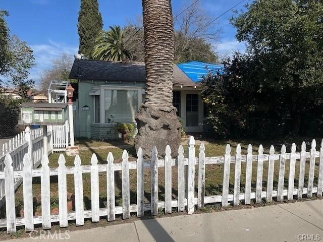 13029 Magnolia, Sherman Oaks