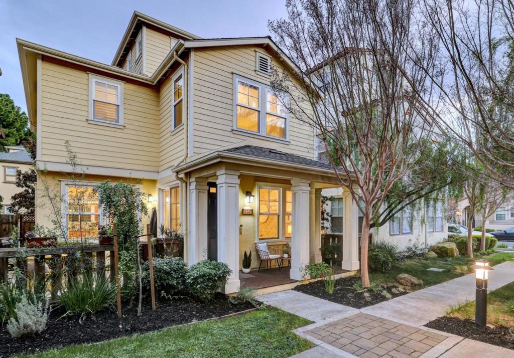 Photo of Listing #ML82033628