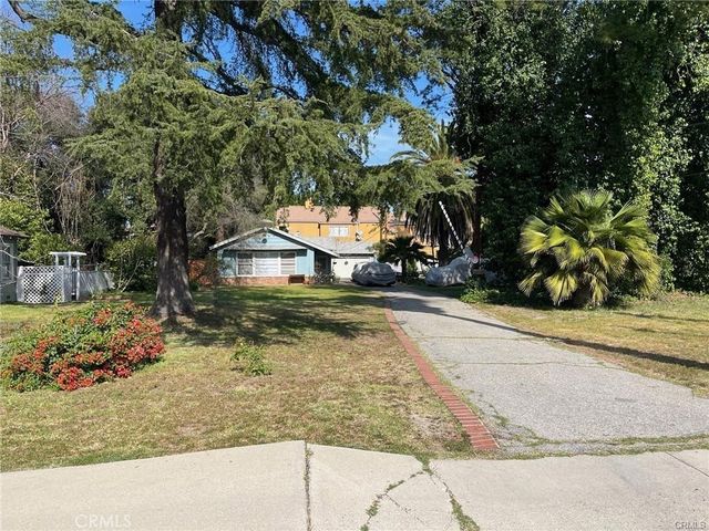 13021 Magnolia, Sherman Oaks