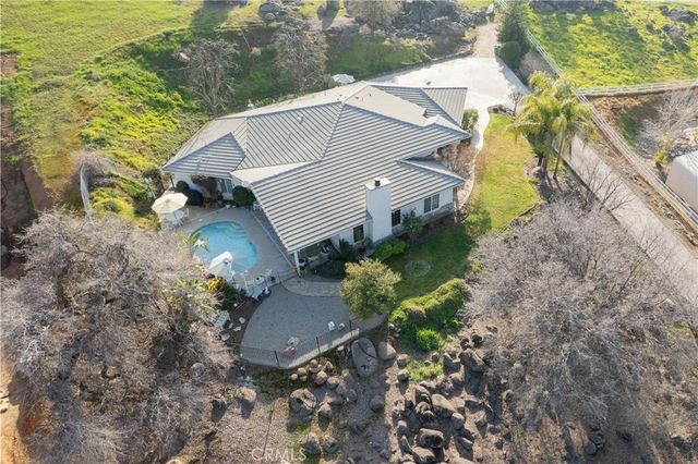 16404 Wardlaw Drive, Springville