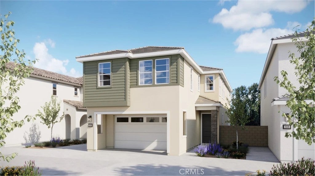 2022 Pyrenes Place, Santa Paula