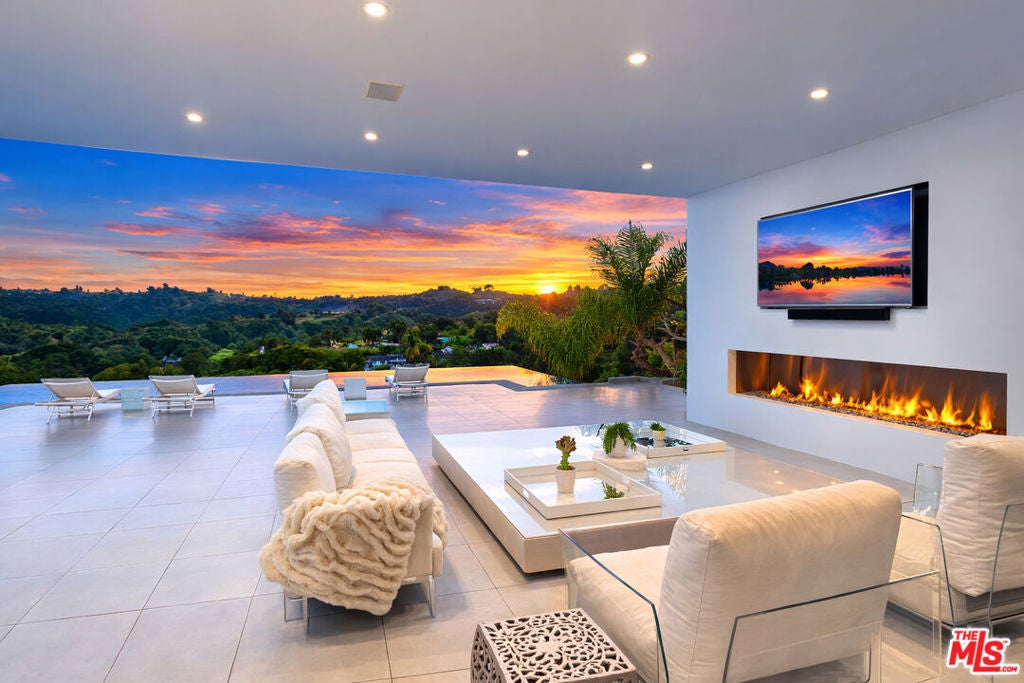 Photo of Listing #26656731