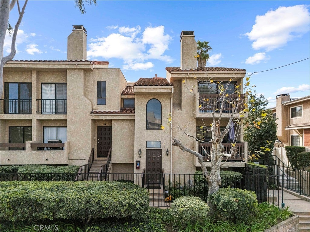 18958 Sherman 19, Reseda