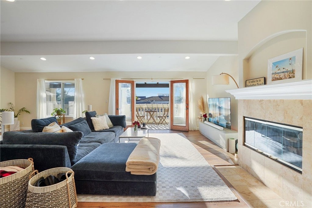 Photo of Listing #SB26015037