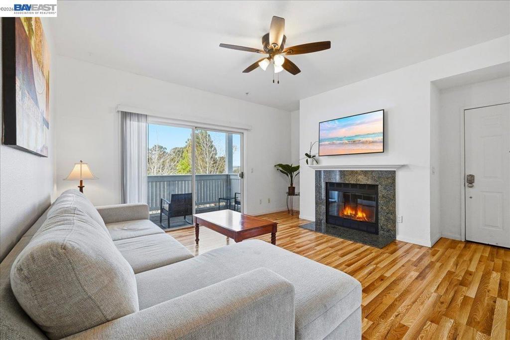 Photo of Listing #41125174