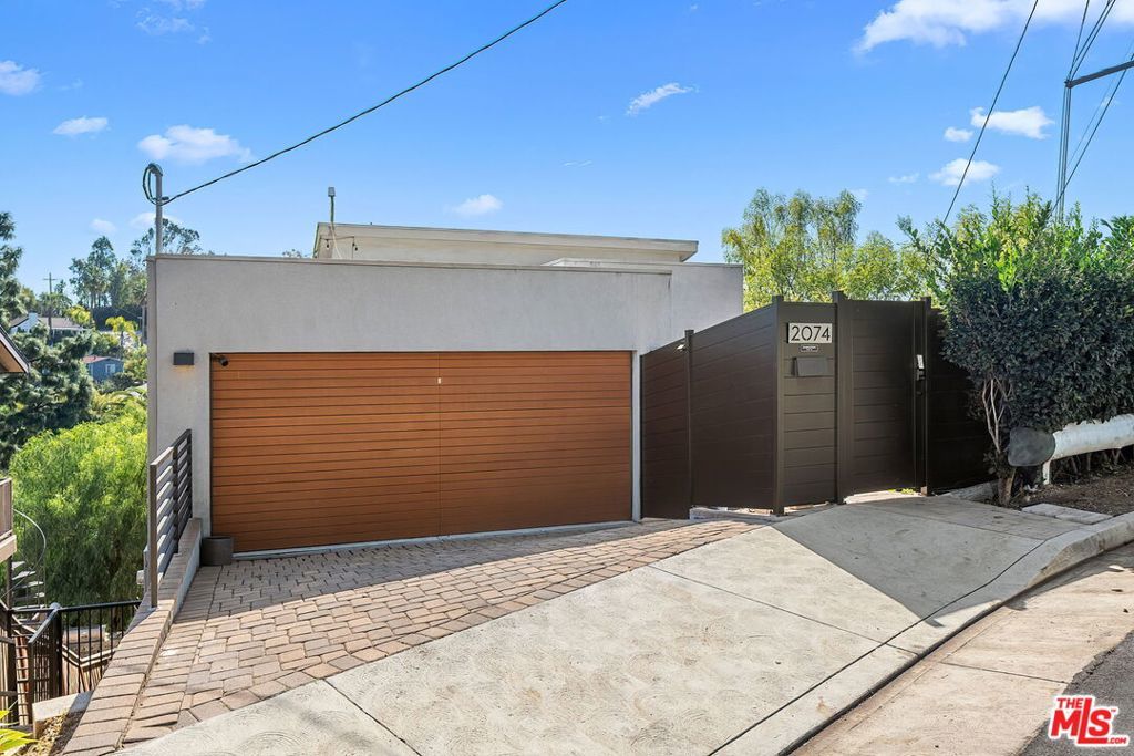 Photo of Listing #26655271