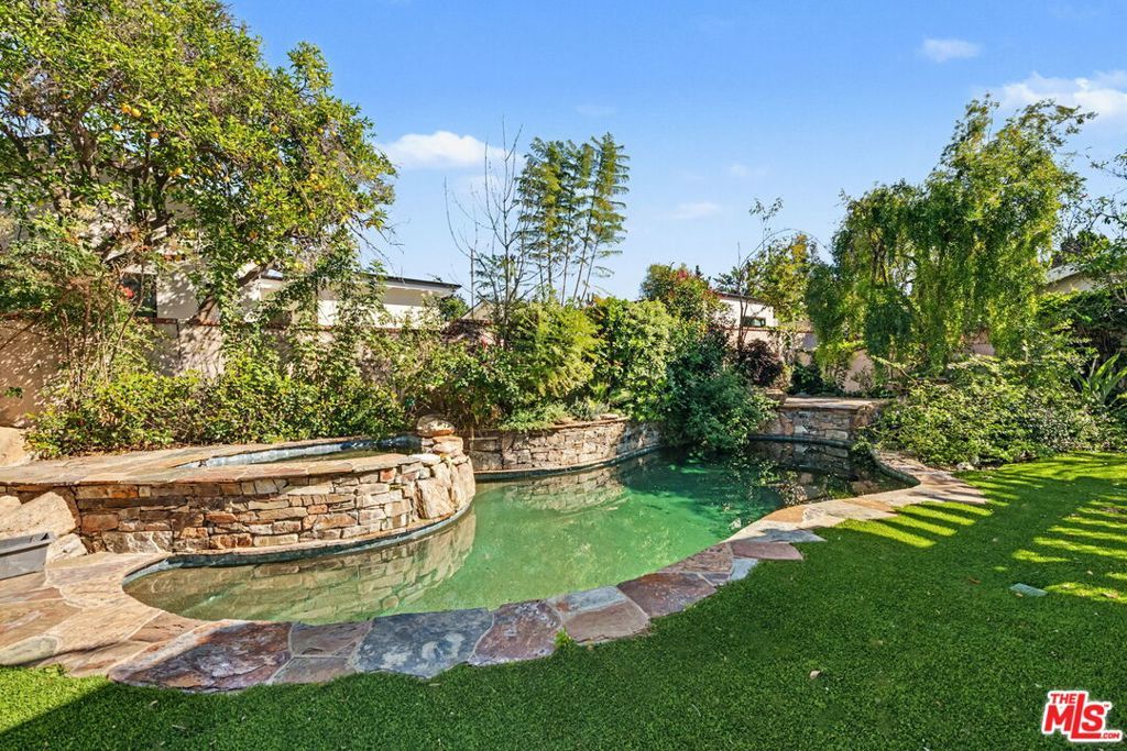 Photo of Listing #26656969