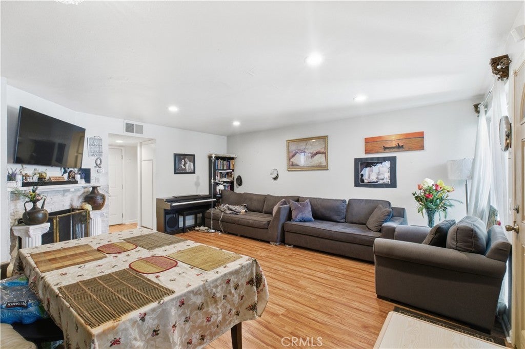 Photo of Listing #PW26041760