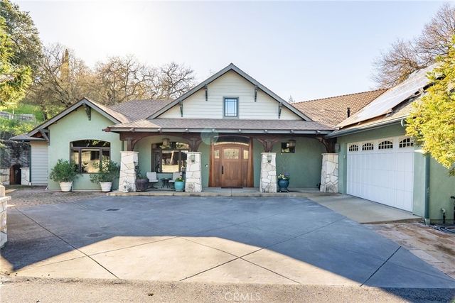 110 11th, Paso Robles