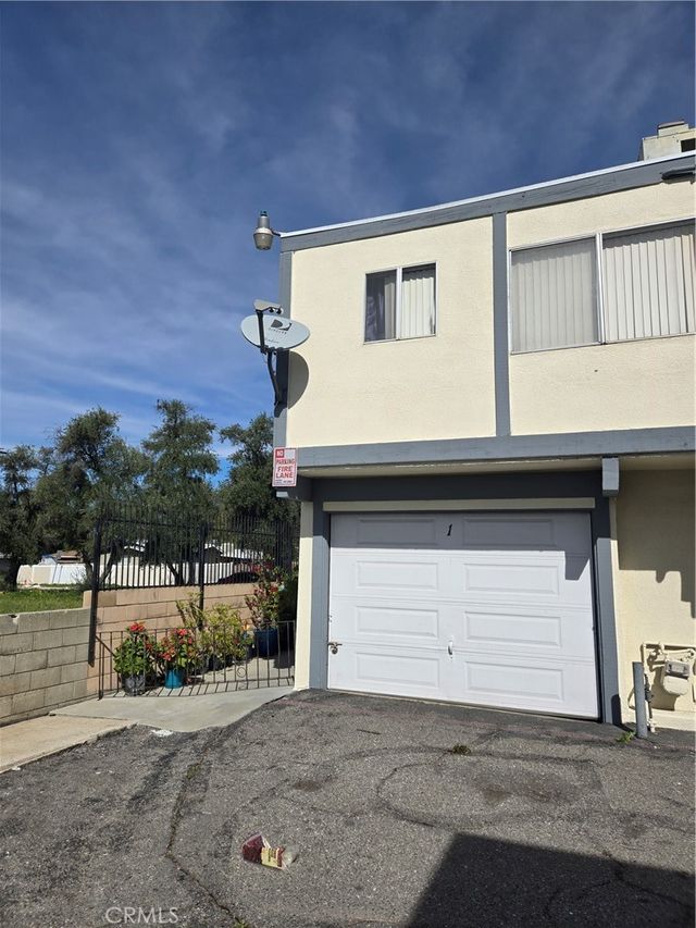 2350 Osbun # 1, San Bernardino